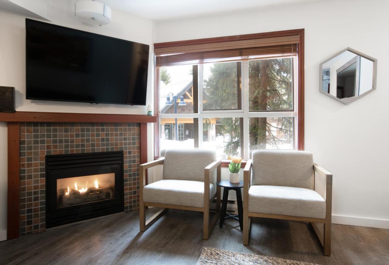 Attractive Townhouse In Whistler Village With Hot Tub المظهر الخارجي الصورة